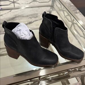 Crown Vintage Black Ankle Booties